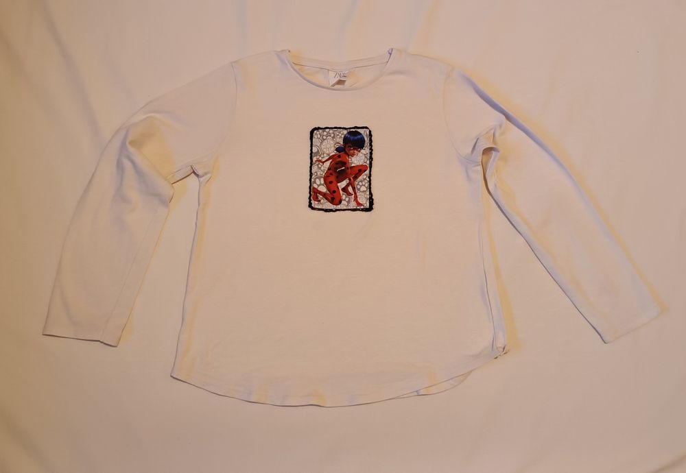 Sweat da Ladybug. 7 Anos. Excelente estado