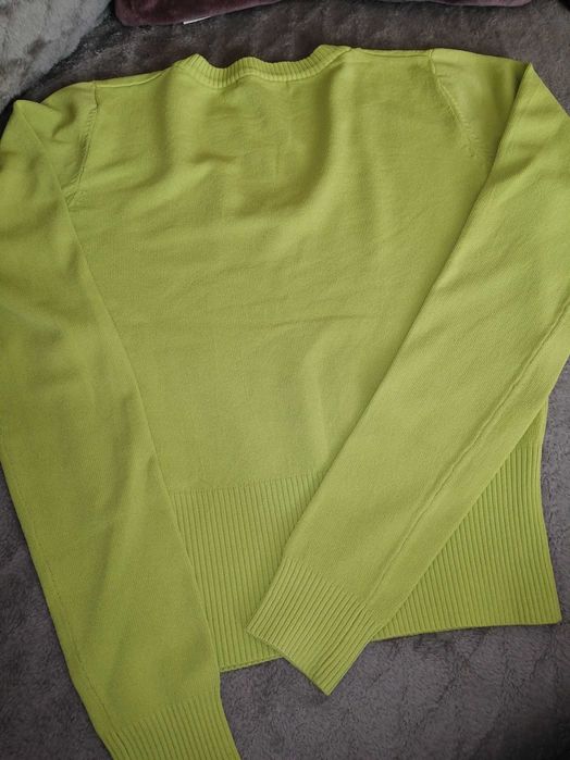 Sweter w kolorze limonki