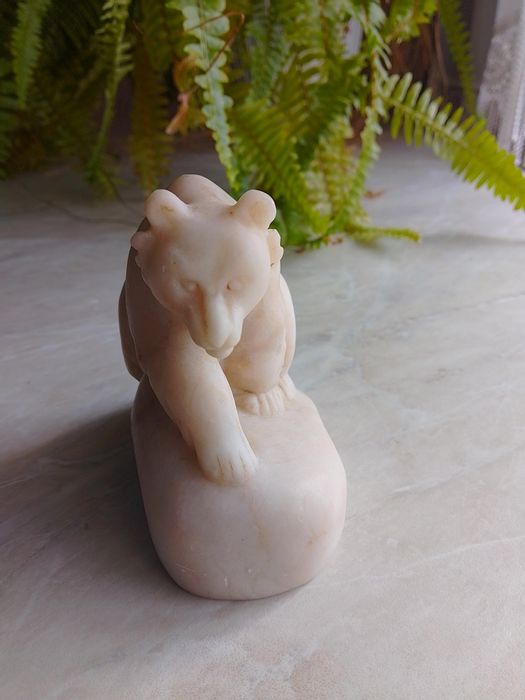 Статуетка ведмідь мрамор мармур