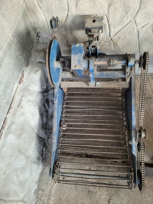 продам картоплекопалку транспортерну