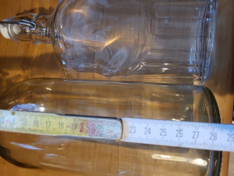 Butelki szklane zamykane 1 litr i 0.5 litra