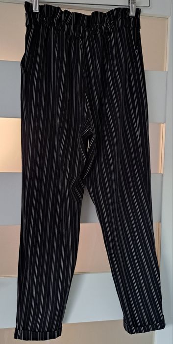 Spodnie materiałowe Pull&Bear rozmiar S
