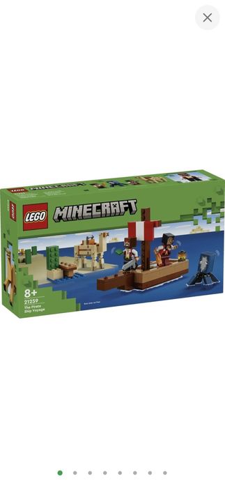 Конструктор Lego Minecraft Подорож на піратському кораблі