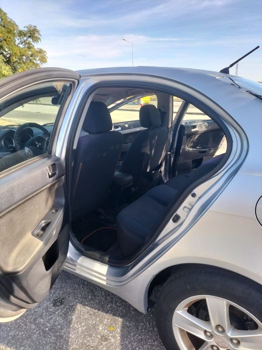 Mitsubishi lancer 2010 gasolina
