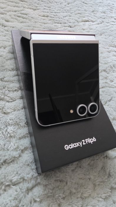 Telefon Samsung Flip 6