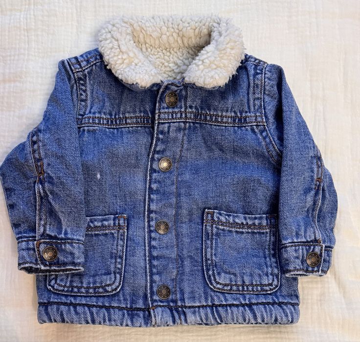 Джинсова курточка