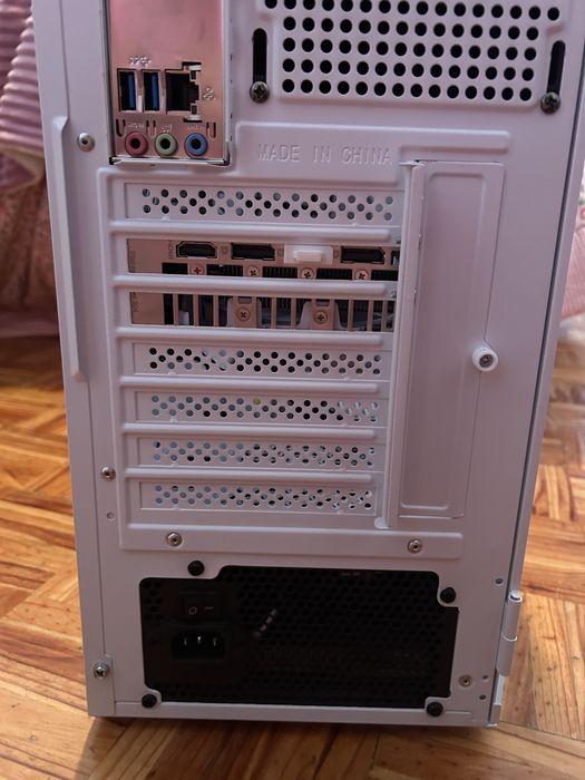 PC Gaming / Desktop – RYZEN 7 5700X + RTX 4060 Ti