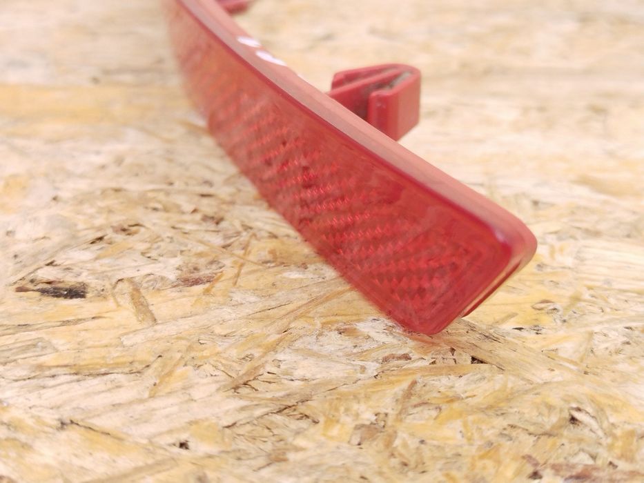 Citroen C5 08-17 седан C3 II Отражатель катафот заднего бампера левый