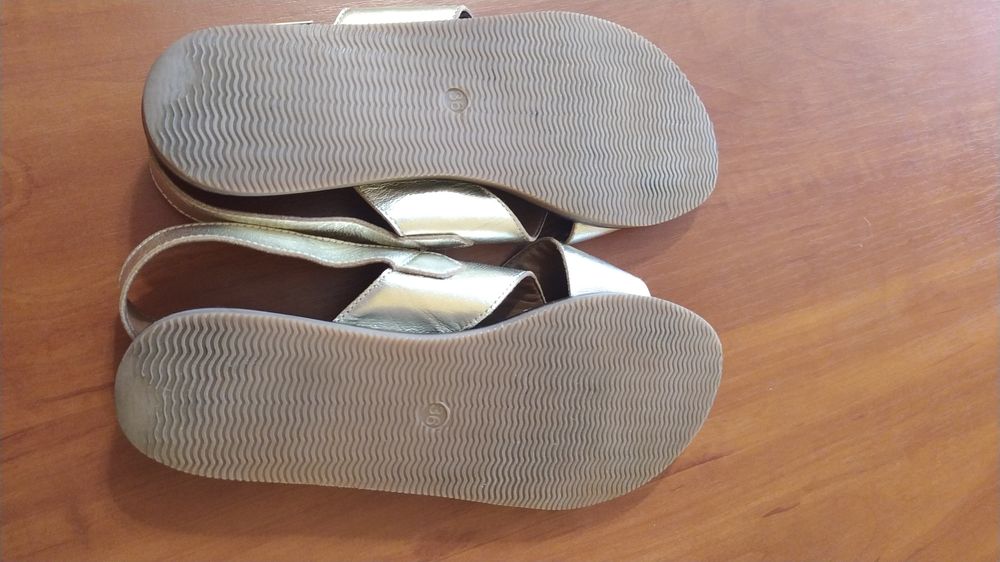 Босоножки на девочку 36 размер сандалии Monoprix femme