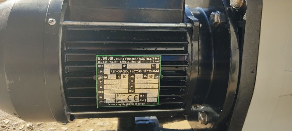 Bomba de Piscina Kripsol Trif. 400V 1 CV