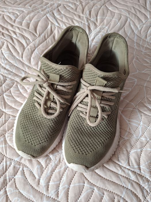 Buty sportowe wsuwane Vty 41
