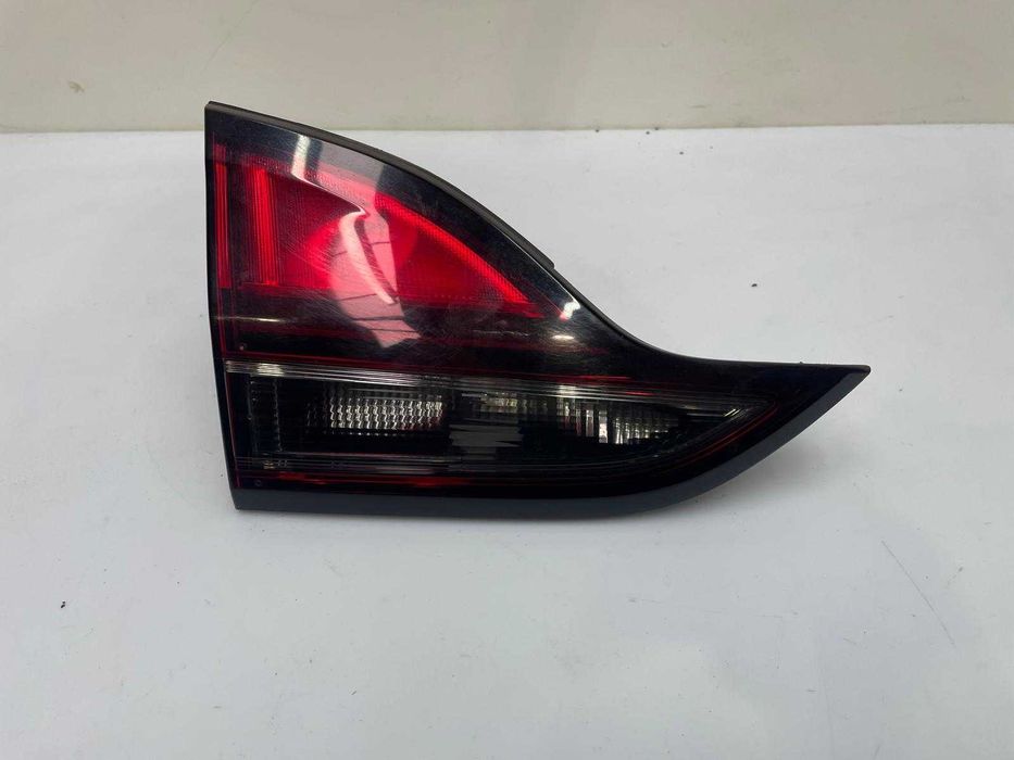 Farolim da mala esquerdo Opel Zafira (2014) RM10