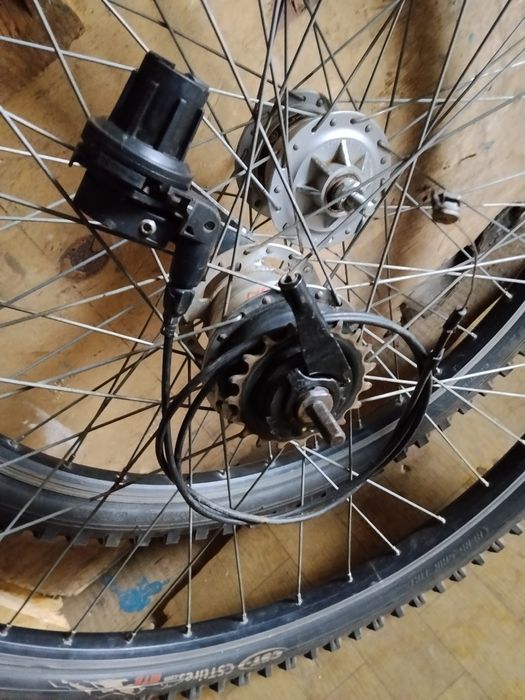 Колесо 26 с планетарной втулкой Shimano Nexus  7 передач  ,динамовтулк