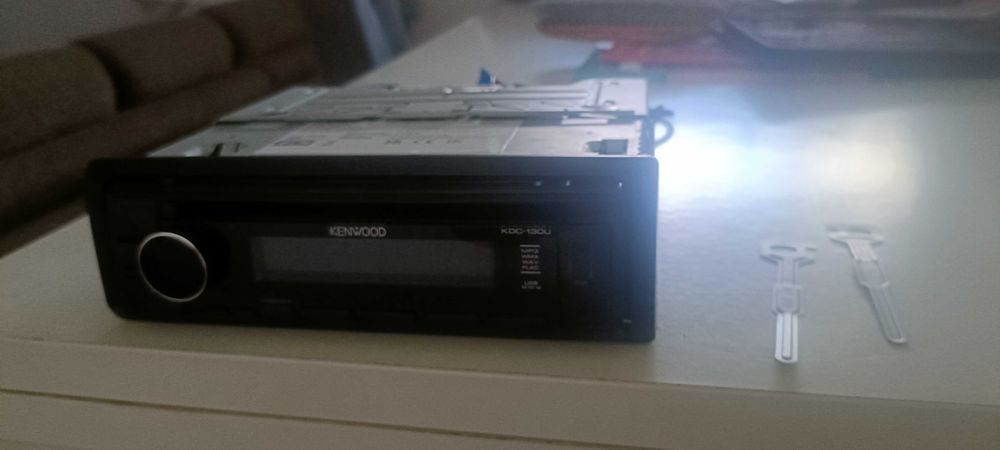 Radio kenwood com 2 meses de uso