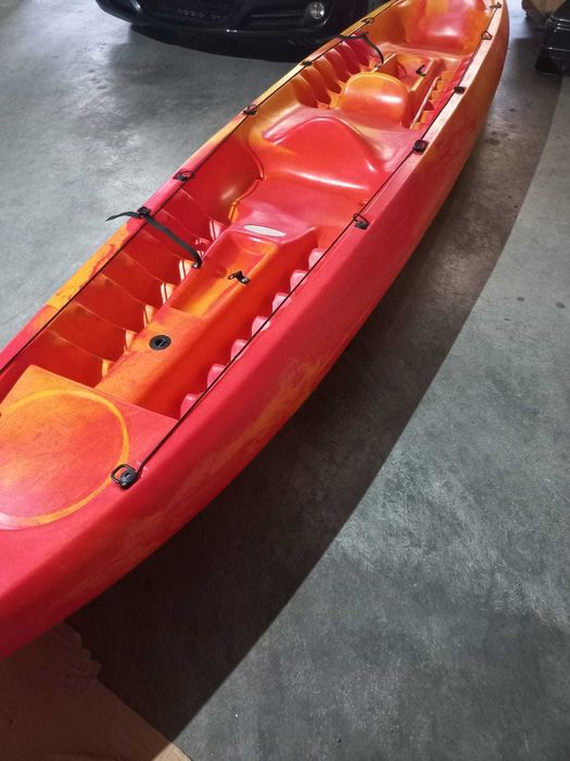 kayak rigido  duo-2-adultos + 1-crianca