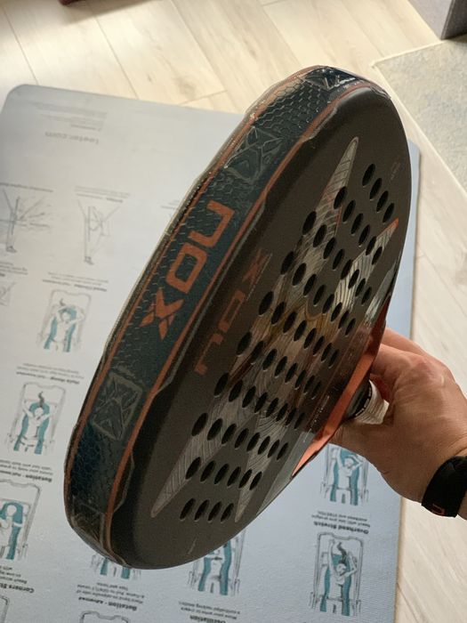 Rakieta NOX AT10 LUXURY GENIUS 18K ATTACK 2025 PADEL by Agustin Tapia