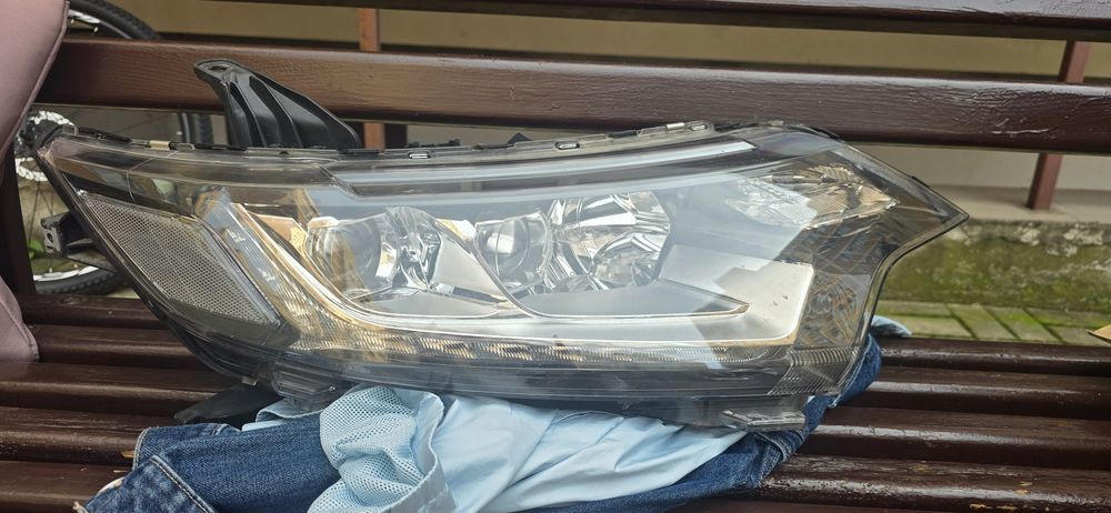 Фара левая Mitsubishi Outlender lll европеец