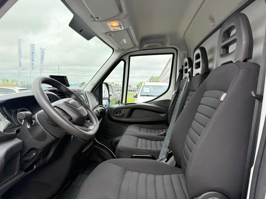 Iveco 35C16  IVECO DAILY 35C16 KONTENER + WINDA | 2024 | 66 676 KM | 8 EP