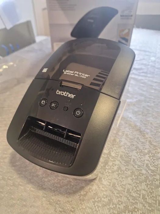 Impressora Etiquetas Brother QL-700