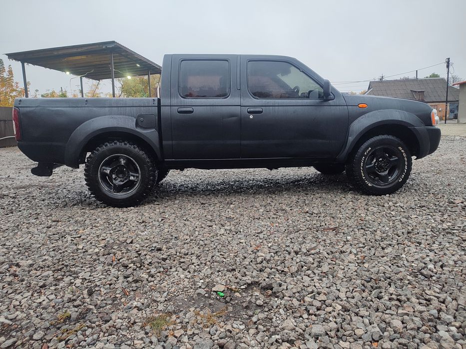 Продам Nissan Navara 2005р