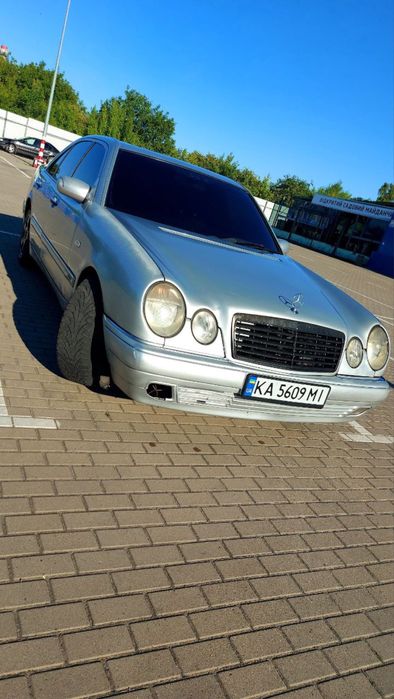 mersedes  2.8 газ бензин  4 matic