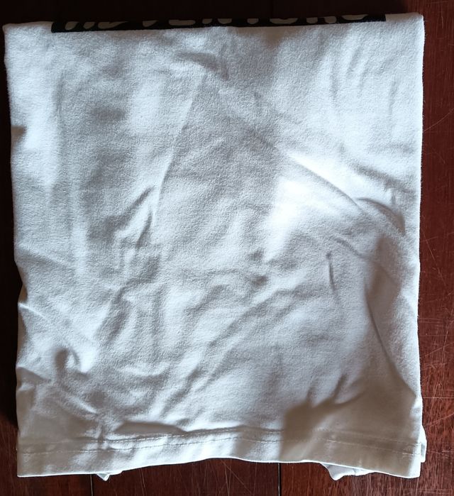 Camisola branca infantil