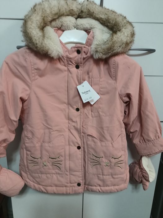 Продам куртки ,комбинезоны