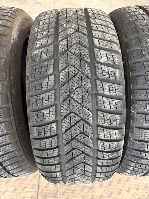 Резина зимная.   Continental.   235.45.18    Romania