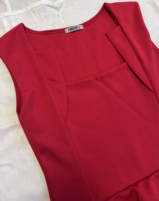 Сукня жіноча