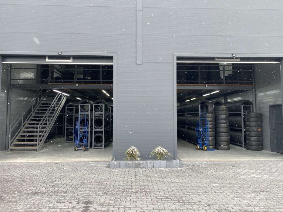 Зимові шини 215/60 R16C PIRELLI