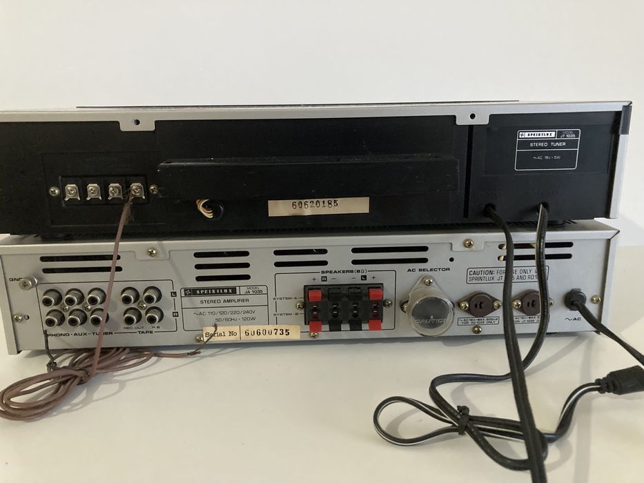 Amplificador e radio