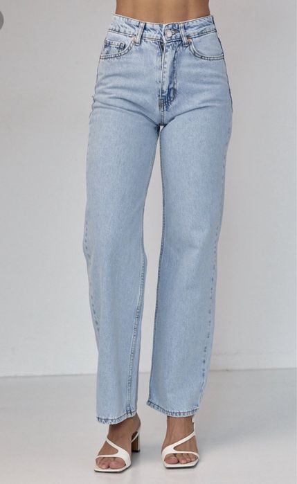 Прямі широкі  джинси