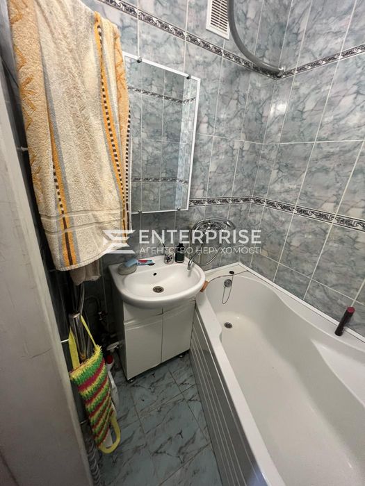 Гореничі Продаж 2-кімнатна 55 кв.м. 15 хвилин до метро Житомирська