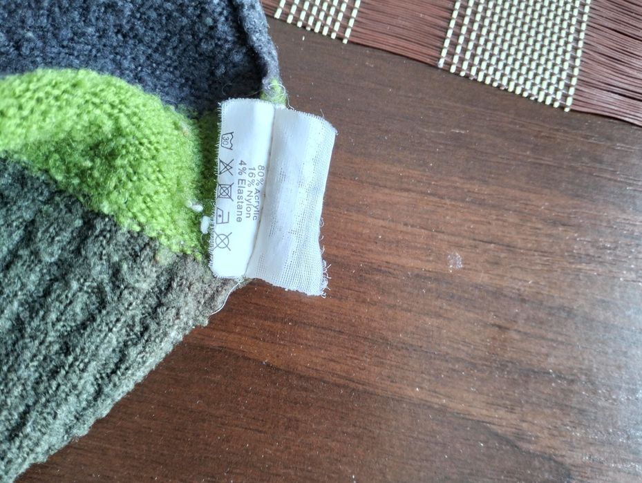 Sweter damski w pasy