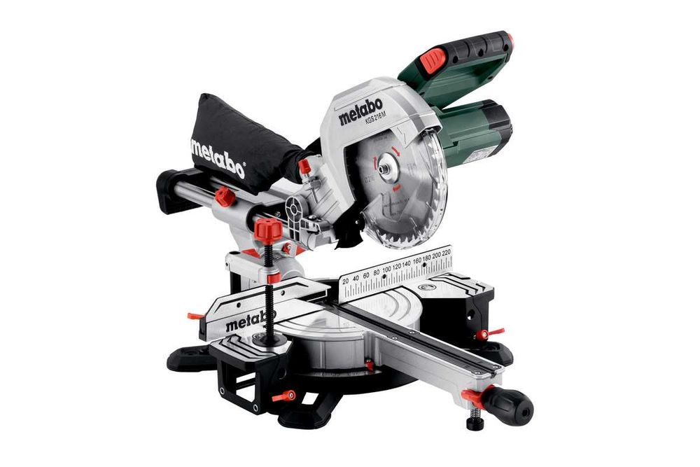 Торцювальна пила METABO KGS 216 M (613216000)