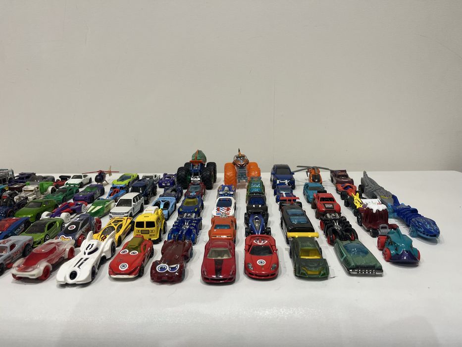 Машинки Hot Wheels, стан б/у