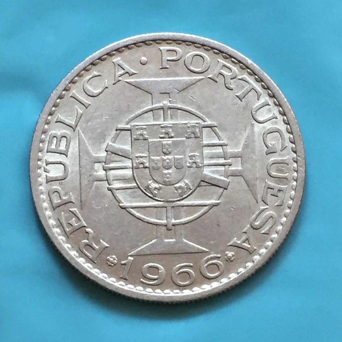 Moçambique - 20 escudos 1966 - prata