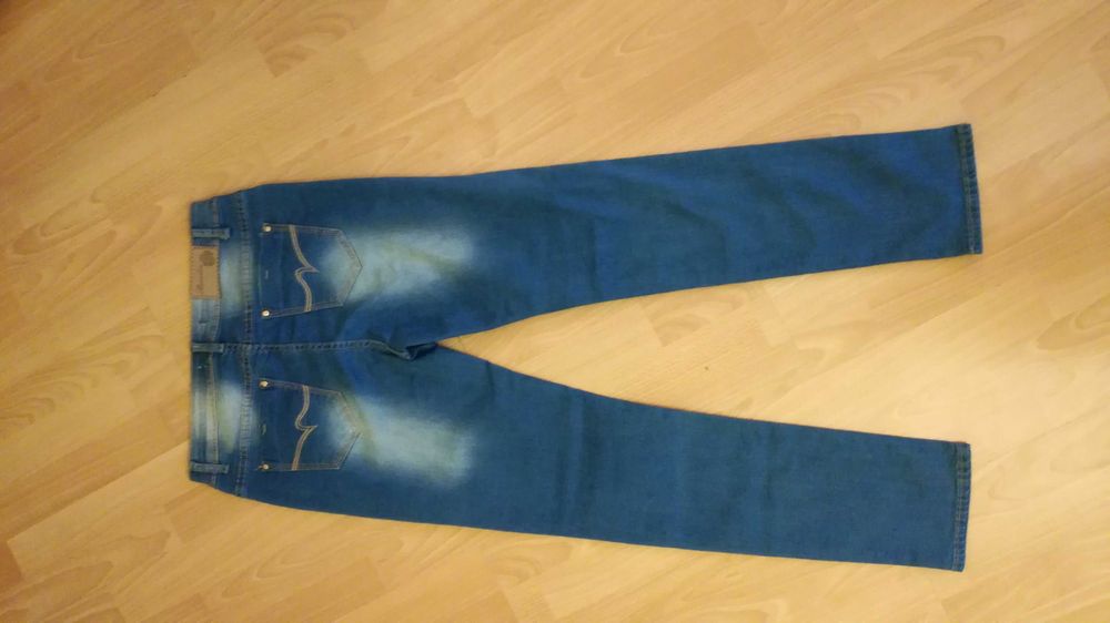 Spodnie jeansy Resalsa r. 42, XL.