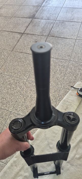 RockShox Domain 2021 - com 170mm (Bainhas 38mm) – Como Nova