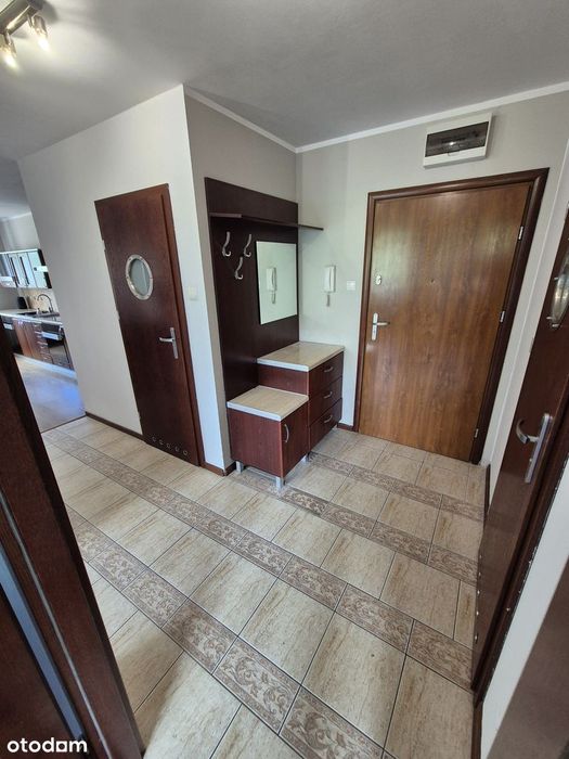 Wynajmę mieszkanie 3 pokojowe plus salon z kuchnią przy AL. M. Kromera - View 3