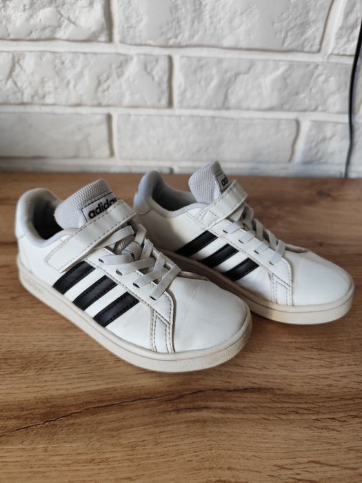 Buty sportowe chłopięce adidas r. 30