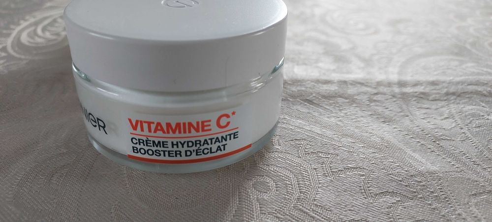 Garnier Krem Nawilżający z witaminą C 50 ml