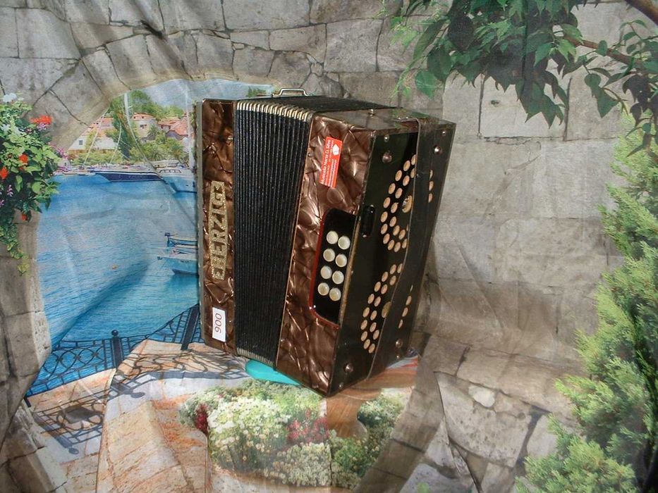 Concertina Avenda N .900