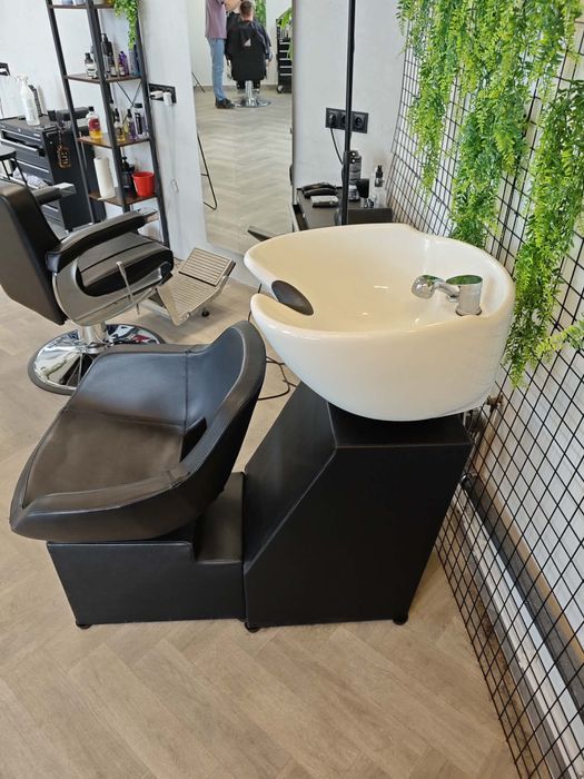 Fotele barberskie uzywane w bardzo dobrym stanie