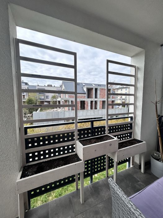 Drewniana Kratka, oslona balkonowa.