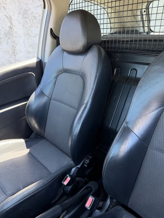 Ford fiesta 1.6 90cv sport van