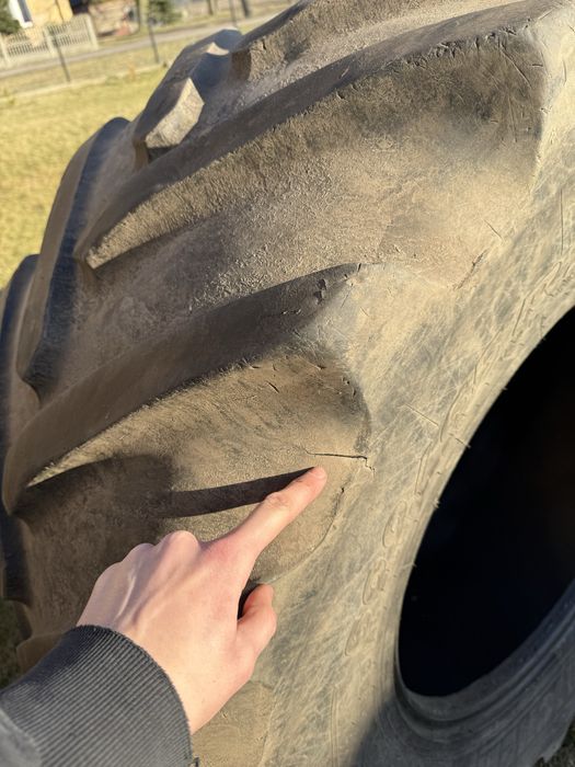 Opony Michelin 600 65 R28