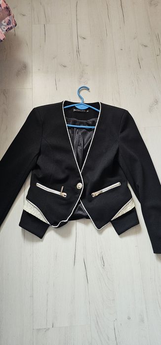 Piękny zakiecik stan idealny