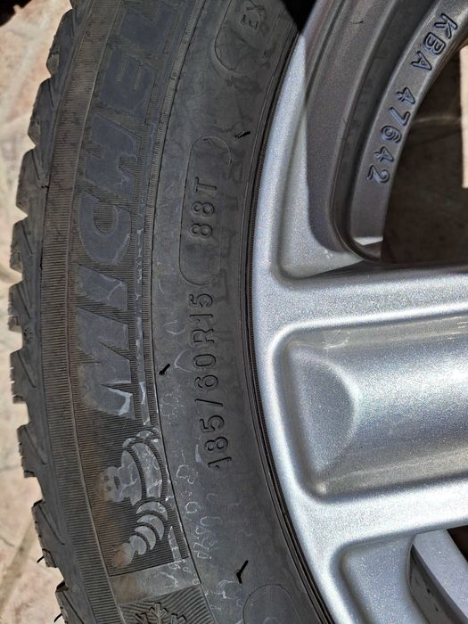 Conjunto 4 Jantes Especiais Renault 15" + Pneus 165/65 R15