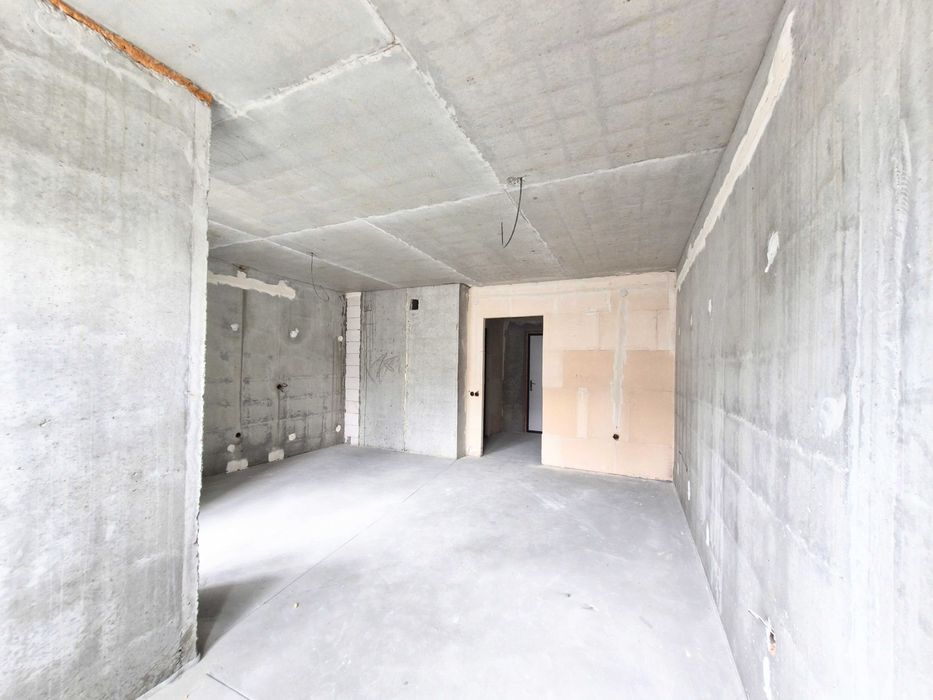 Продам 1к біля озера майже в Києві метро поруч ЖК на Озерній Новосілки